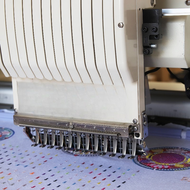 Sewing Machine In Textile - Máquina de Bordado Industrial para Fábrica
