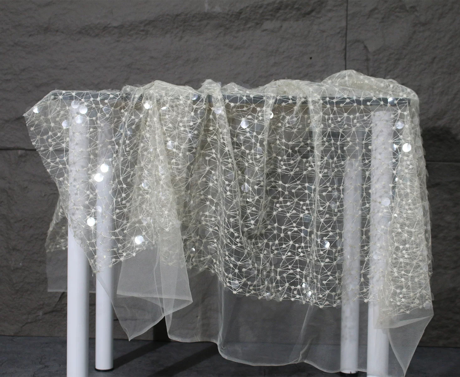 Tecido de renda com fio de bor - Sewing Net avaliação e preço